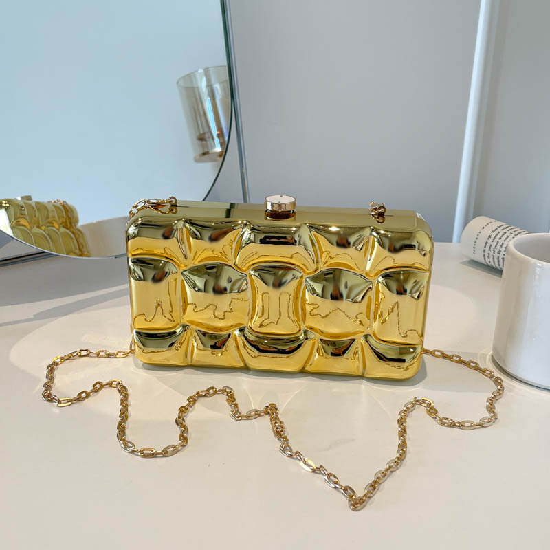 Akril estélyi clutch lánccal, négyszögletes doboz formájú crossbody