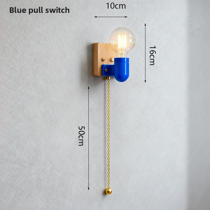 Nástenná LED lampa z masívneho dreva v japonskom štýle Wabi-Sabi do detskej izby s farebným keramickým tienidlom