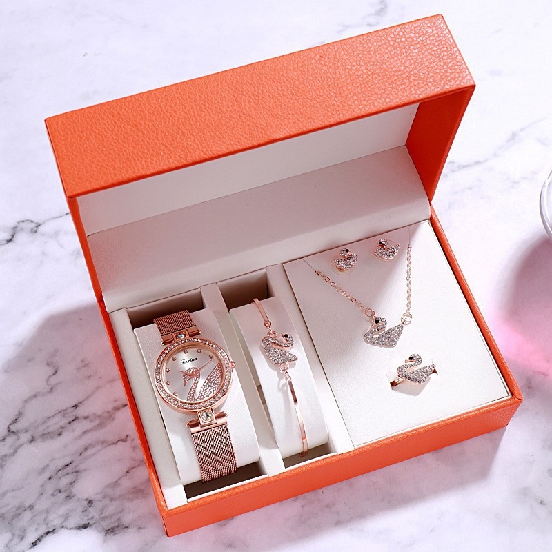 Little Swan női óra — könnyű luxus, szűk körű elegáns minimalistikus dizájn, diákoknak