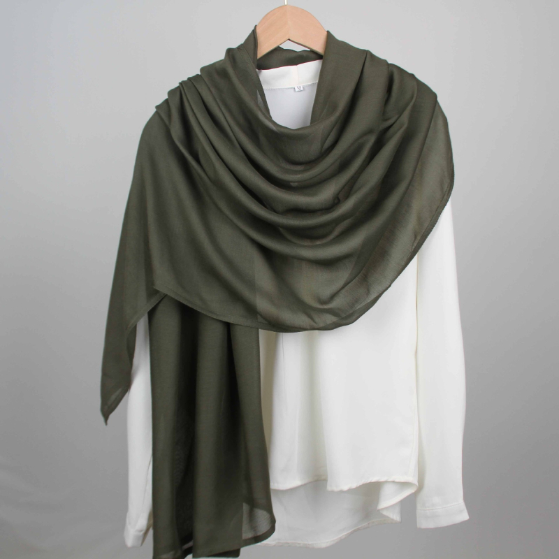 Ženski modalni šal jedne boje, 70×180 cm, lagano štiti od sunca, retro stil, 2025