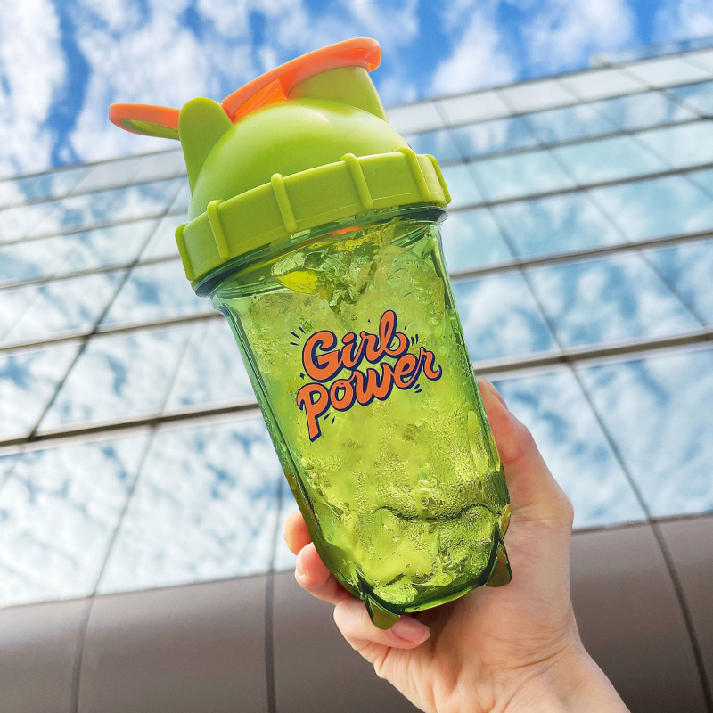 Fitnesz shaker pohár, hőálló fehérje shaker, tejshake keverő és vízkeverő, nyári használatra