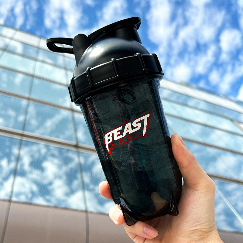 Fitnesz shaker pohár, hőálló fehérje shaker, tejshake keverő és vízkeverő, nyári használatra