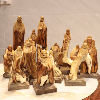 Thuja korijenova rezba s Bodhidharmom i Maitreya Budom, prirodna slobodna forma drvena dekoracija