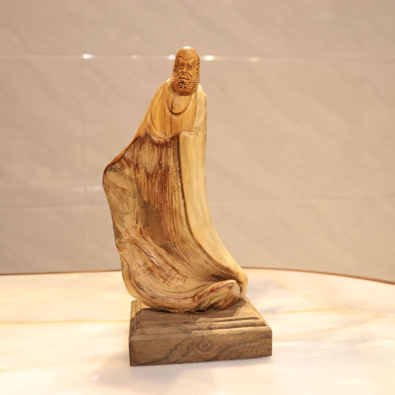 Thuja korijenova rezba s Bodhidharmom i Maitreya Budom, prirodna slobodna forma drvena dekoracija