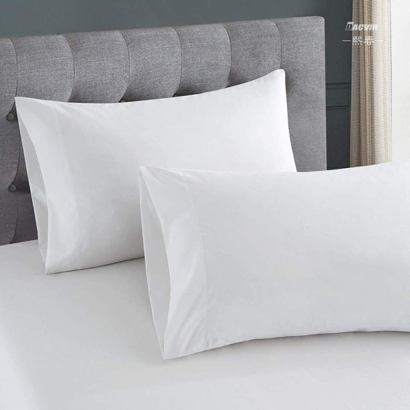 Hotelski četiri-dijelni set posteljine od 60 niti, 100% pamuk bijeli saten, jednobojan, za krevete 1,8 m