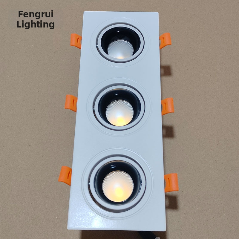 COB τετράγωνο φωτιστικό προβολέα με σχάρα, LED downlight οροφής με μία, δύο ή τρεις κεφαλές για εμπορικά κέντρα, αίθουσες έκθεσης και σαλόνια