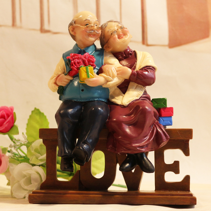 LOVE – smoleni ukras za svekrvu i svekra – romantičan ukras za tortu
