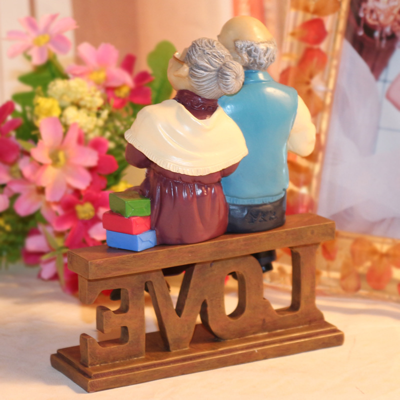 LOVE – smoleni ukras za svekrvu i svekra – romantičan ukras za tortu
