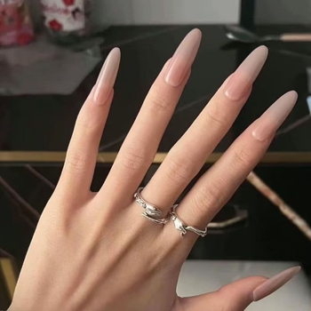 Polu ručno izrađeni nokti u nude nijansi, jednobojni, set od 10 komada
