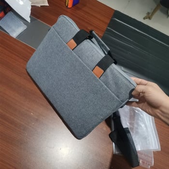 Stilizirana minimalistička torbica za prijenosno računalo od 16 inča s zaštitom od udara, lagana za poslovna putovanja