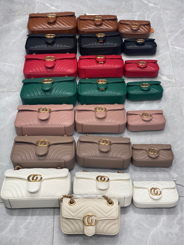 Mini Chanel-inspired torbica s lančanim remenom, od prave kože, klasičan rameni/crossbody dizajn, lagan luksuz