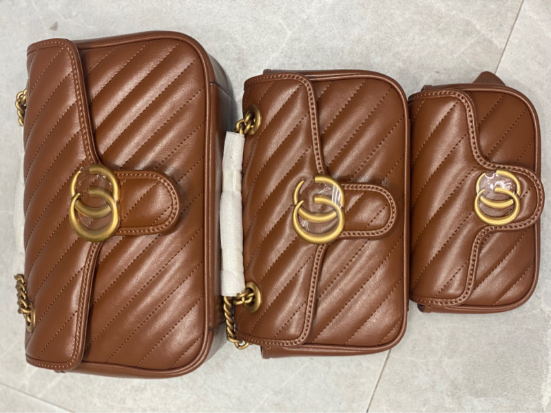 Mini Chanel-inspired torbica s lančanim remenom, od prave kože, klasičan rameni/crossbody dizajn, lagan luksuz