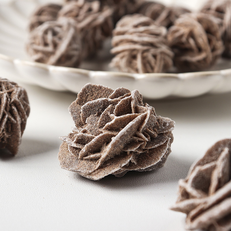Prirodni kristal Desert Rose, poludragi kamen za kolekciju, ukras akvarija i dom