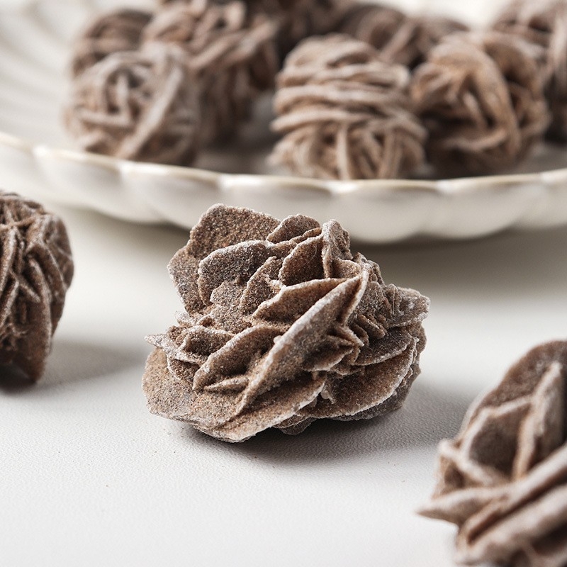 Prirodni kristal Desert Rose, poludragi kamen za kolekciju, ukras akvarija i dom