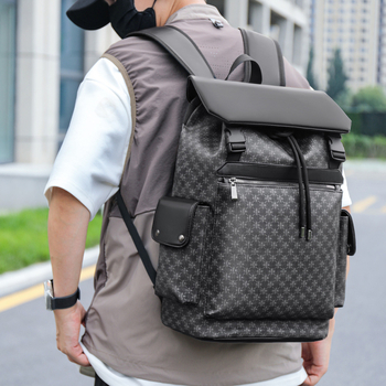 Rucsac bărbați cu capacitate mare pentru afaceri și naveta zilnică, aspect elegant și de înaltă calitate, material PU, model dungat, compatibil cu laptop de 8 inch.
