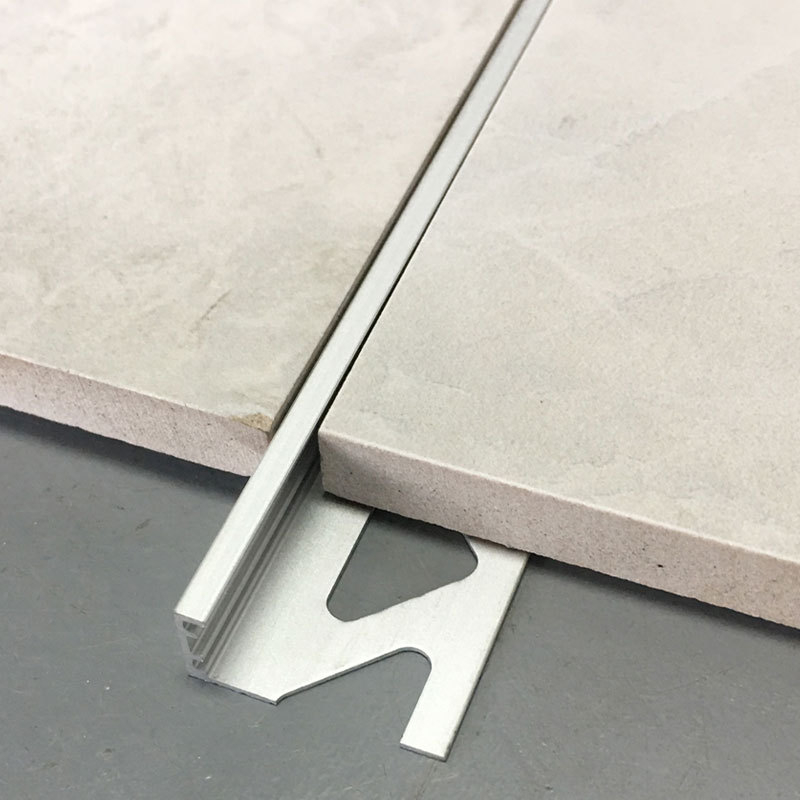 Trake od aluminijskog legura za podne pločice, L-oblike metalne dekorativne trake za podove od metala i drveta, kutna završnica i prag