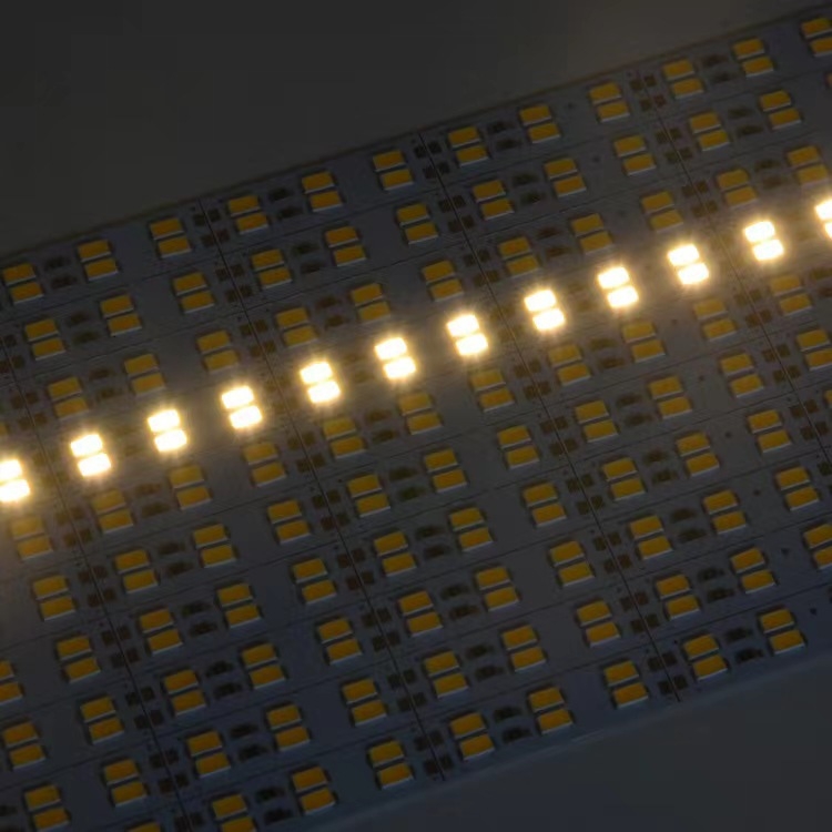 LED traka za rasvjetu 12V, visoka svjetlost, aluminijski kanal, za staklene vitrine i police (5630)
