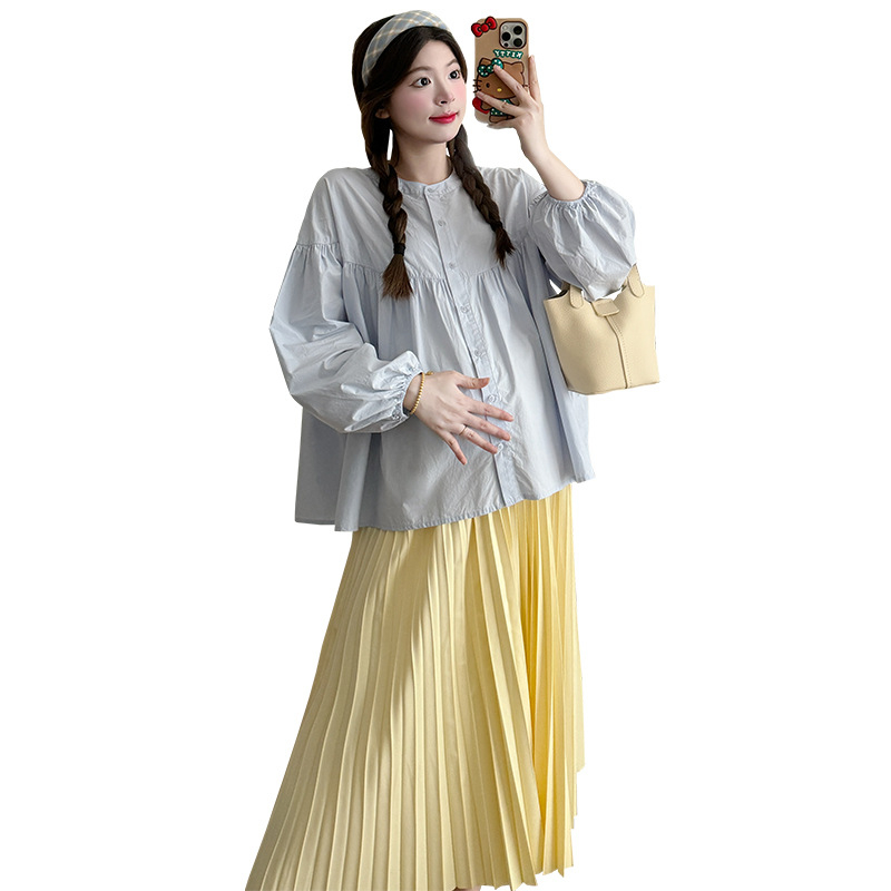 Trudnički dvodijelni komplet za proljeće–ljeto: udobna bluza tipa baby-doll i plisirana midi suknja