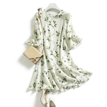 Haljina s florom od Mulberry svile, midi dužine, ljeto 2026, polu rukav, svježa, slatka, elegantan retro A-linija