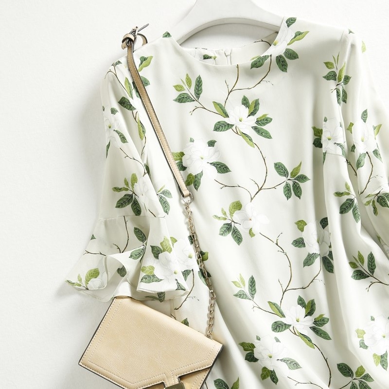 Haljina s florom od Mulberry svile, midi dužine, ljeto 2026, polu rukav, svježa, slatka, elegantan retro A-linija