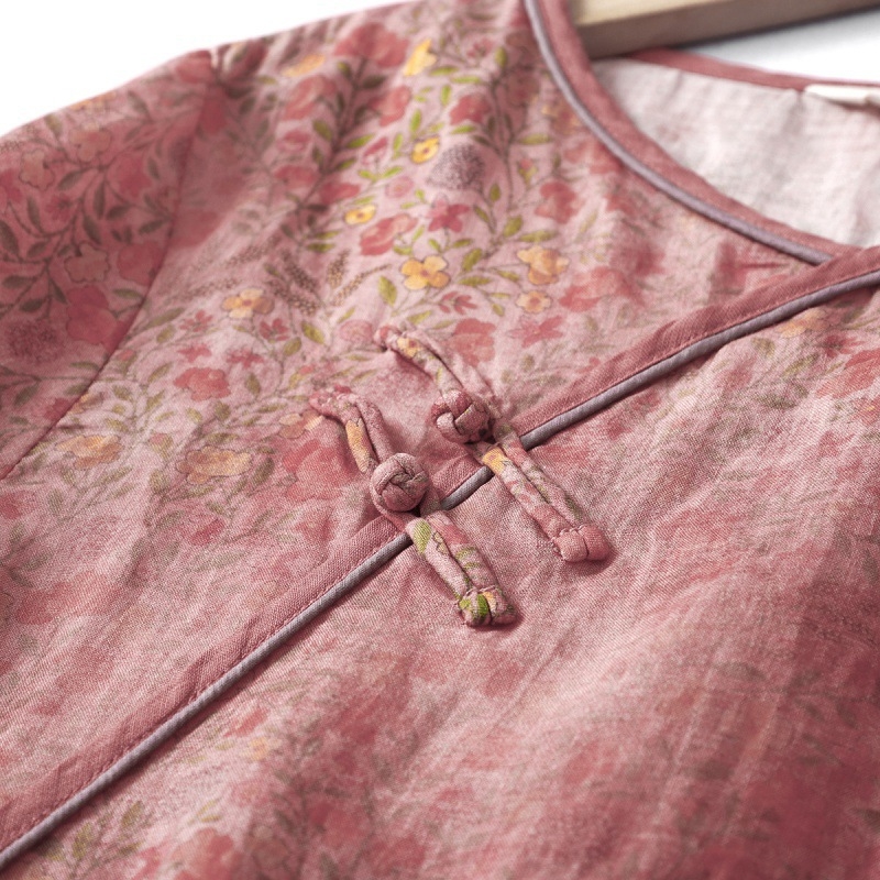 Ženska haljina u kineskom stilu od ramije, ljetno lagano pamuk-lana tkanina, qipao u puder-ružičastoj boji, sužena silueta, literarno retro nacionalni stil