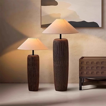 Designer állólámpa textil árnyékolóval Wabi-Sabi stílusban – retro dekor hotelokhoz és vendégházakhoz