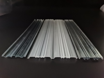 Kétszínű extrudált lencsés PC lámpabúra és akril lámpabúra világításhoz