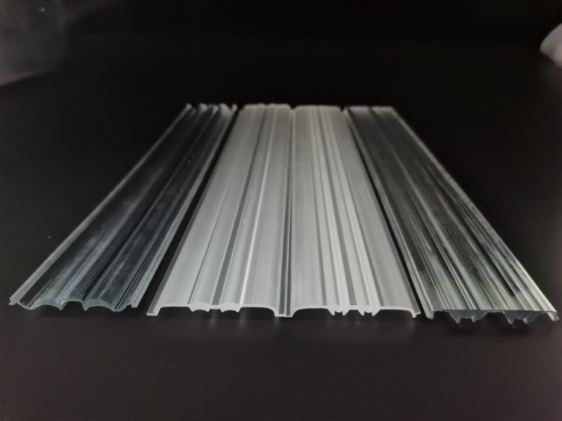 Kétszínű extrudált lencsés PC lámpabúra és akril lámpabúra világításhoz