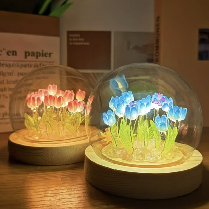 Stakleni abažur u obliku tulipana, noćna svjetiljka, ručna izrada, DIY materijali, stolna lampa s buketom, rasvjeta za atmosferu, moderni minimalistički stil