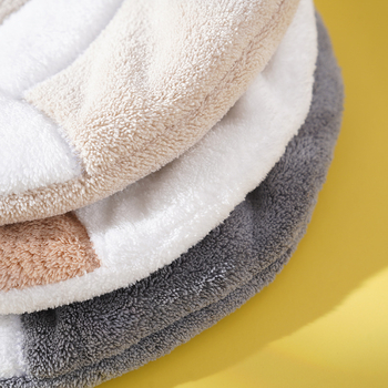 Gyerekeknek készült kéztörlő rajzolt nyuszival, akasztós kivitel, korall fleece, vastag, nedvességfelvevő, bolyhosodásmentes