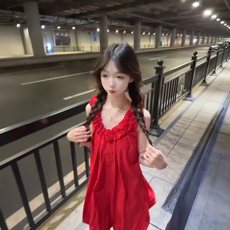 Koreai stílusú, édes, mini piros virágos ruha nyakpántos kivitel, nyárra