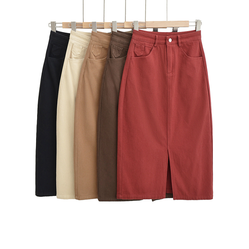 CL2275-22 Téli denim szoknya, magas derekú, A-vonal, hasított szegéllyel, egyszínű, egygombos