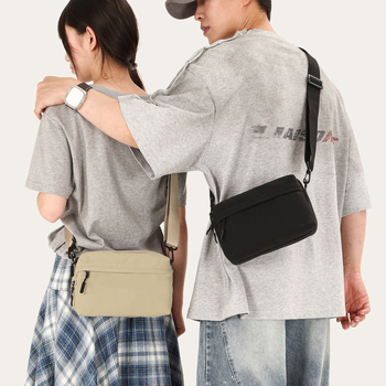 Geantă crossbody din nylon, pătrată, ușoară, pentru utilizare zilnică, unisex