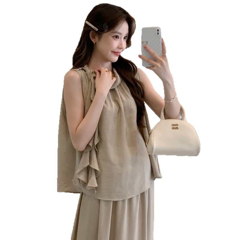 Letný outfit pre tehotné s vrchným dielom babydoll s ramienkami a dlhou sukňou, dvojdielny, štýl inšpirovaný kórejskou a francúzskou módou.