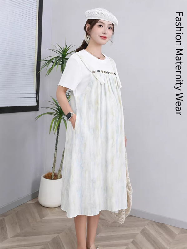 Plusz méretű terhes ruha pántokkal, tie-dye mintázat, laza szabás, pocakfedés, késői terhesség, A-vonalú midi
