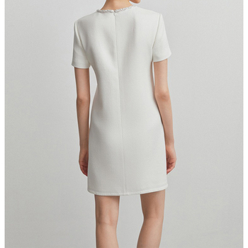 Chanel-stílusú ruha finom textúrával nőknek, tavasz-nyár 2026