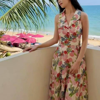 Francia vintage Hongkong-stílusú ruha: V-nyakú, halter rész, virágmintás, karcsúsított derék, A-vonalú, hosszú nyári ruha nőknek