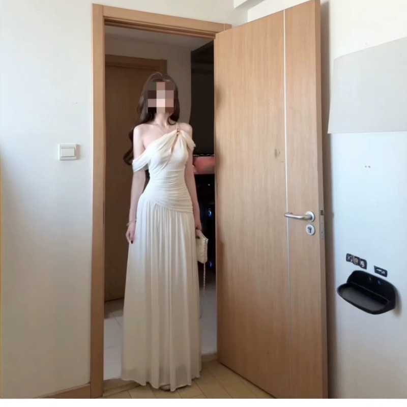 Plus-size haljina u francuskom stilu, seksi dizajn na jedno rame i twist čvor, sofisticirana rani ljetna haljina, vrhunski resort stil, duga haljina