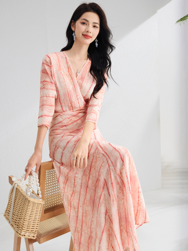 Női hosszú selyemruha, elegáns, kiváló minőségű dizájn, karcsú derék, 100% mulberry-selyem, A‑vonalú szabás, V-nyak, batwing ujjak