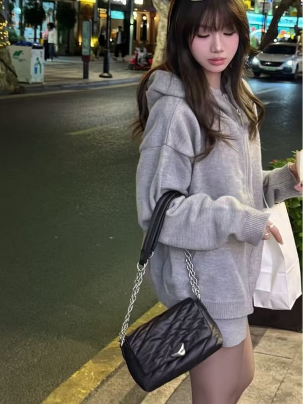 Li Na inspirációja: Új bőr láncos crossbody táska