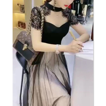 Koreai stílusú csipke patchwork midi ruha, tavasz 2025