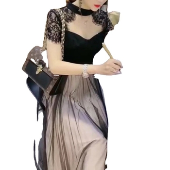 Koreai stílusú csipke patchwork midi ruha, tavasz 2025