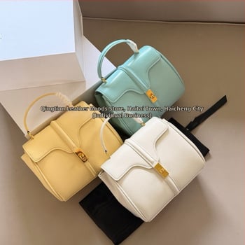 Geantă din piele naturală Arc de Triomphe Mini – geantă mică pentru umăr și crossbody, finisaj satin