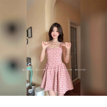 Kockás vállpántos midi ruha, karcsúsított derékvonal, koreai stílus, ujjatlan, U-nyakú