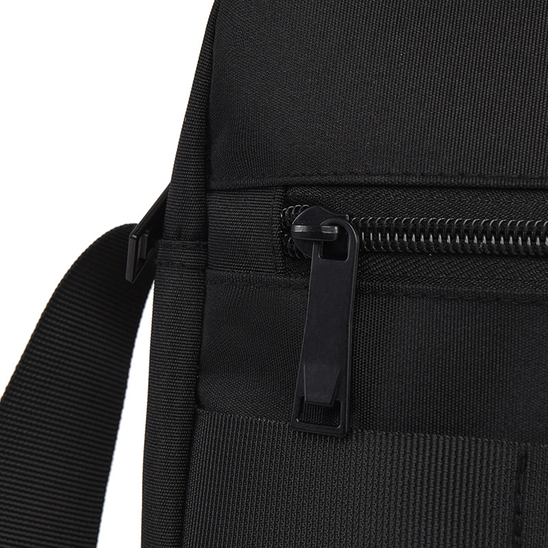 Geantă crossbody pentru bărbați, stil casual-business, din nailon impermeabil, buzunar pentru telefon, compatibilă cu tabletă de 8 inci