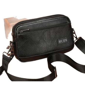 Geantă de umăr pentru bărbați, capacitate mare, casual, impermeabilă și rezistentă la uzură, crossbody cu logo, stil business casual.