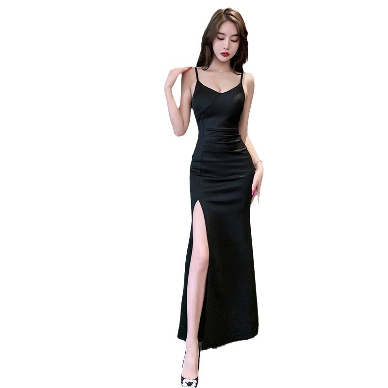 5250 Vörös pántos ruha, ujj nélküli, midi hosszúságú, testhezálló fazon, poliészter-spandex