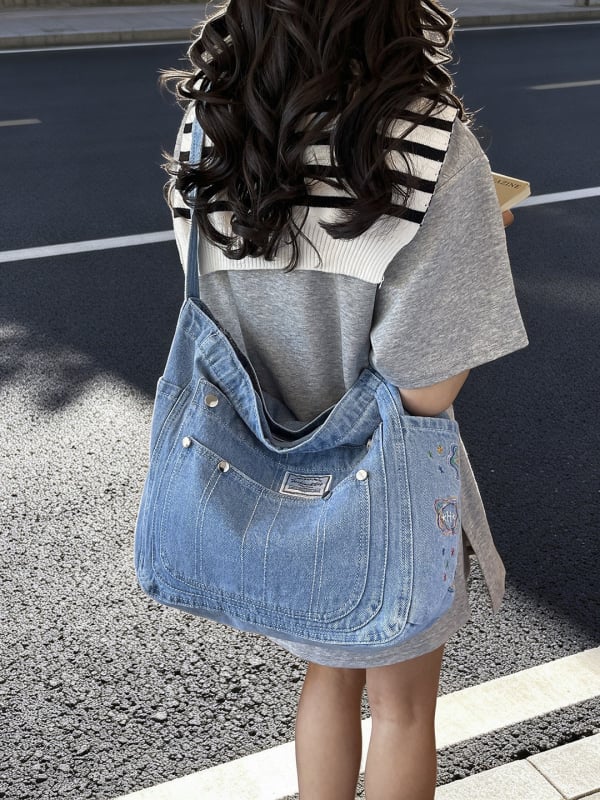 Geantă mică de canvas pentru femei, geantă crossbody, design de nișă, vara 2026, inspirație denim, stil casual artistic