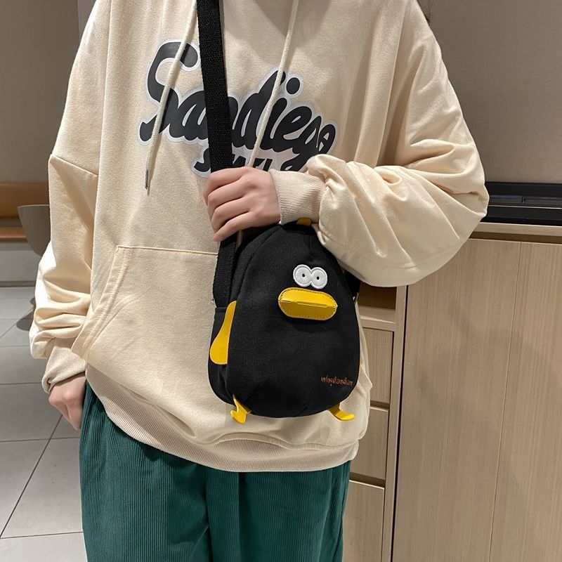 Slatka crtani crossbody torba za žene, mala torba za ramena s motivom životinje