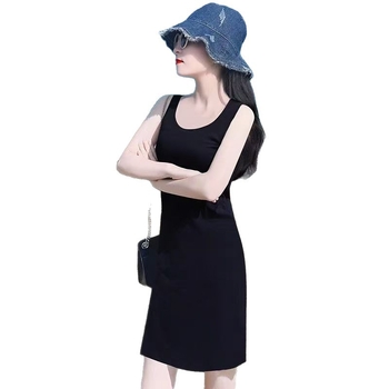 Plusz méretű középméretű nyári ujjatlan ruha, karcsúsító szabás, pántos camisole ruha, amely viselhető külső ruházatként